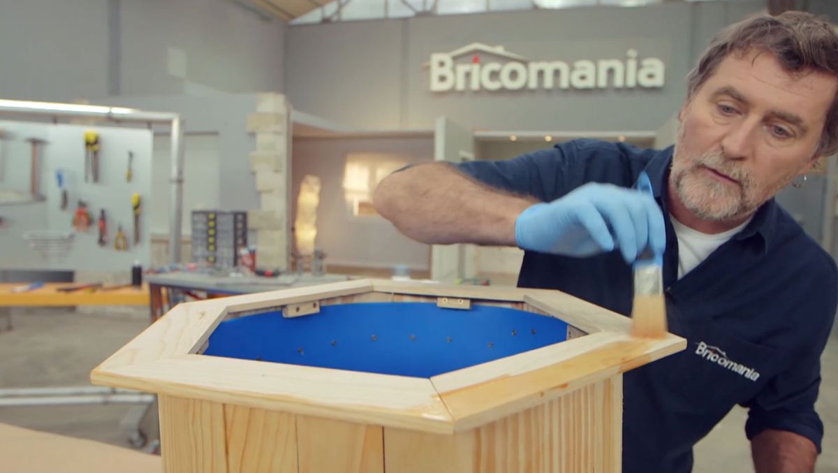 Cómo hacer una maceta con un bidón paso 12