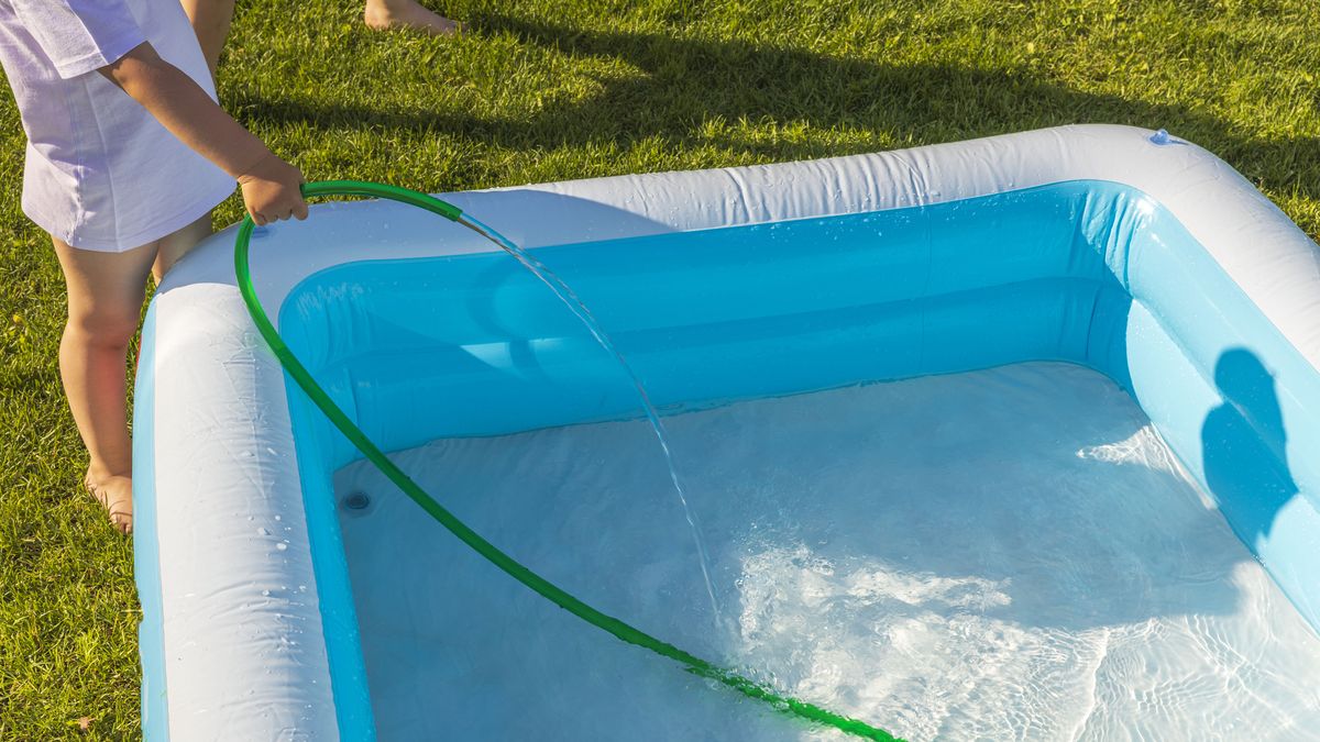 Para limpiar la piscina a fondo hay que vaciarla por completo