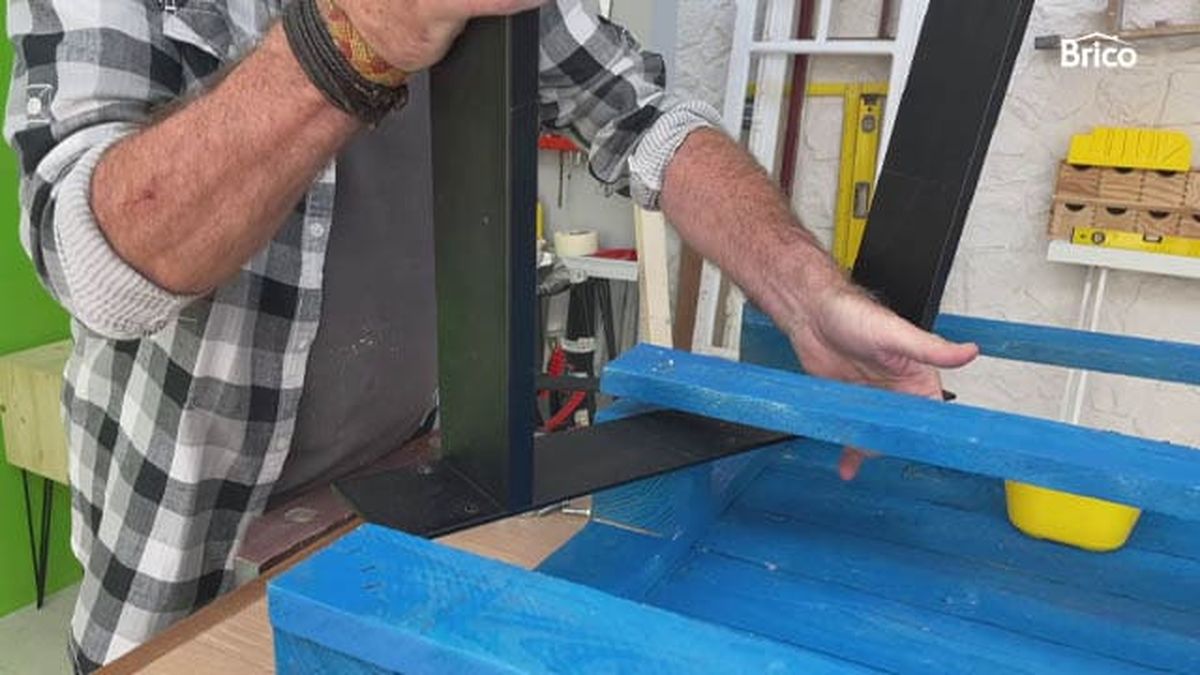 Bricomania 18 mesa alta con palets paso12