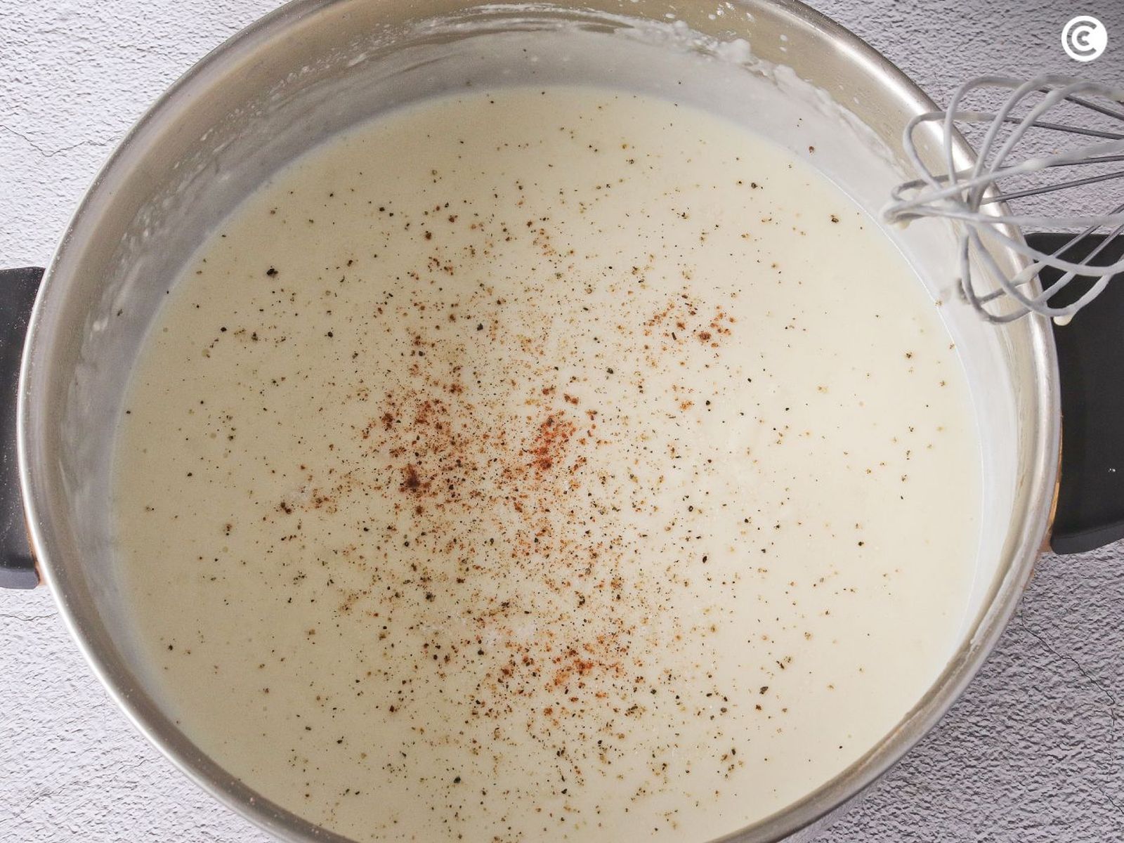 Bechamel para hacer los canelones de San Esteban