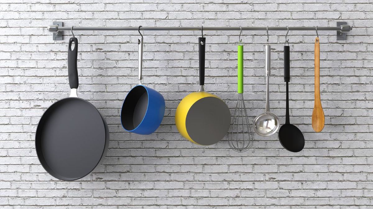 Utiliza soportes colgantes