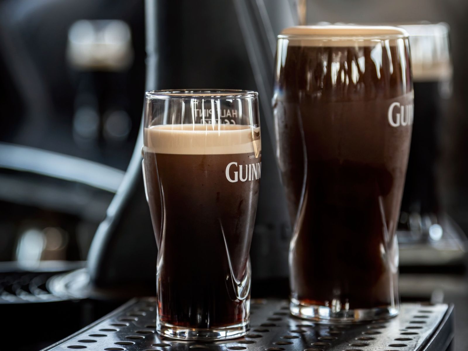 La temperatura recomendada para servir la cerveza es entre 6 y 8 grados