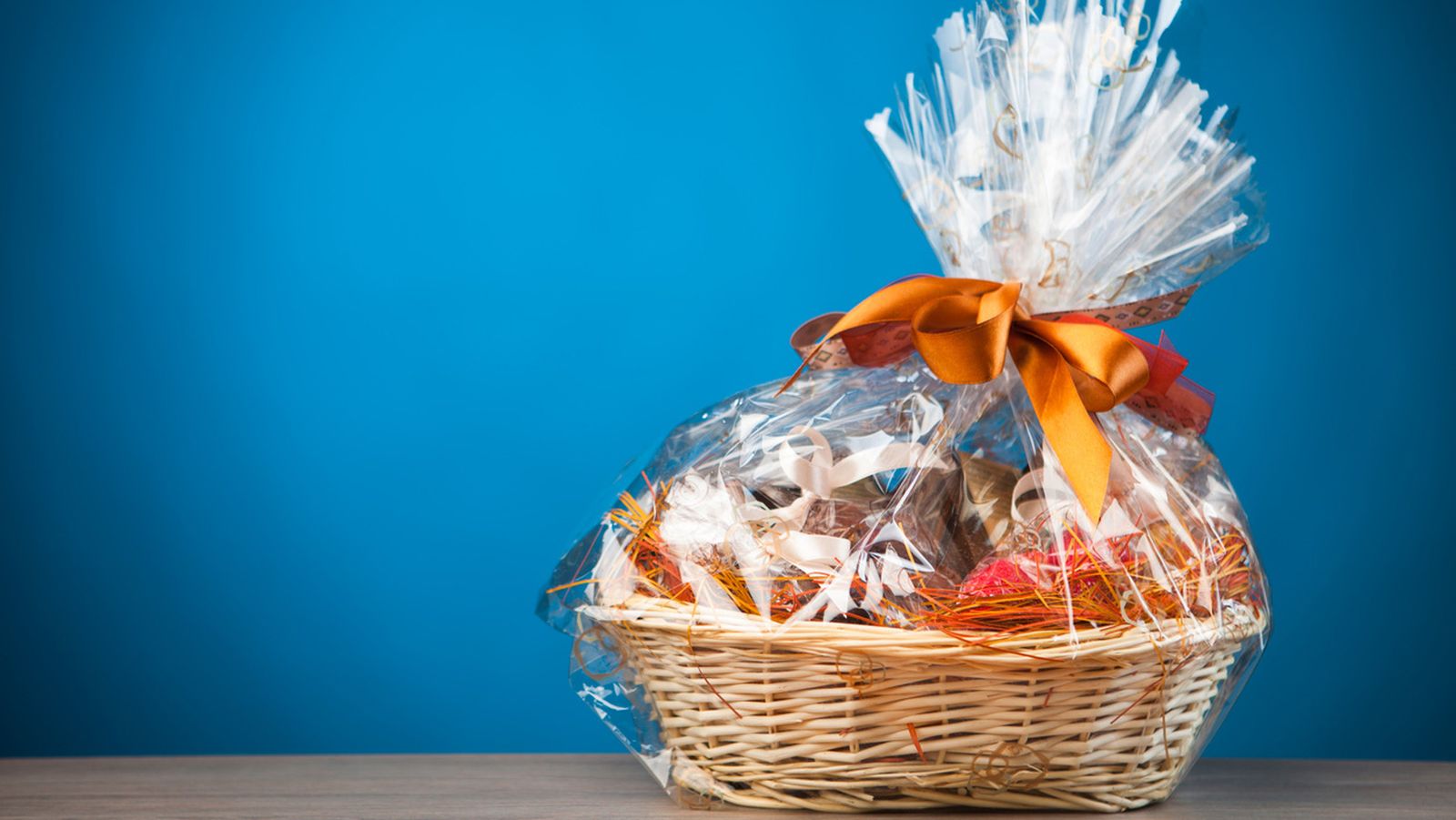 cesta de navidad un regalo y un derecho que tributa a hacienda cesta de navidad un regalo y un derecho que tributa a hacienda