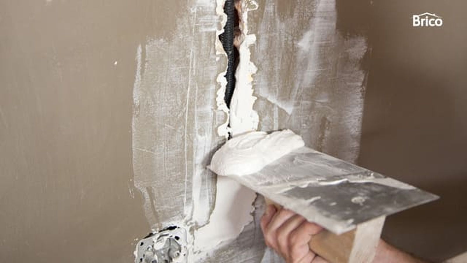 brico 0577 colgar tv pared sin que se vean los cables paso8 brico 0577 colgar tv pared sin que se vean los cables paso8