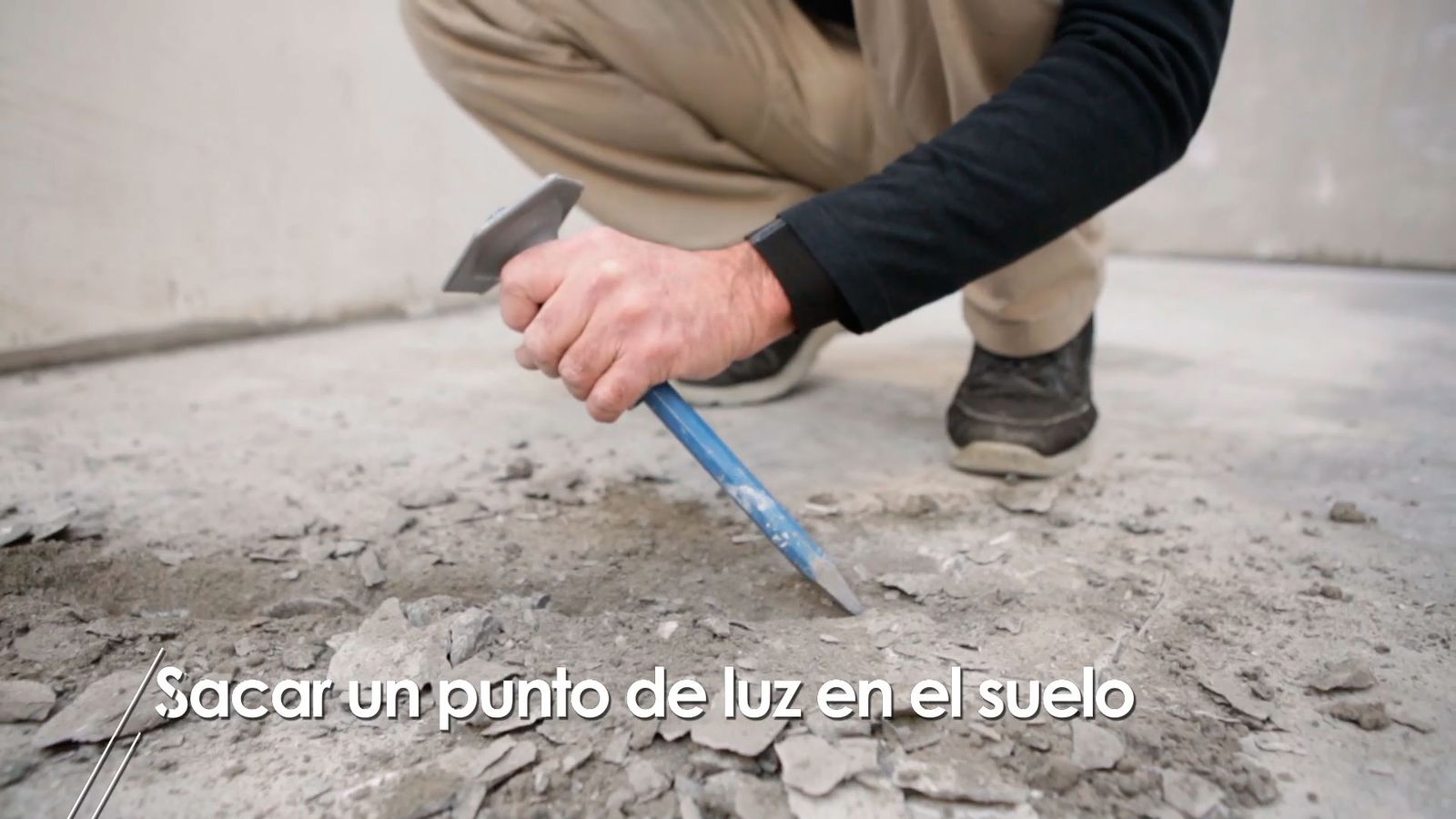 Cómo sacar un punto de luz en el suelo paso 4 Cómo sacar un punto de luz en el suelo paso 4