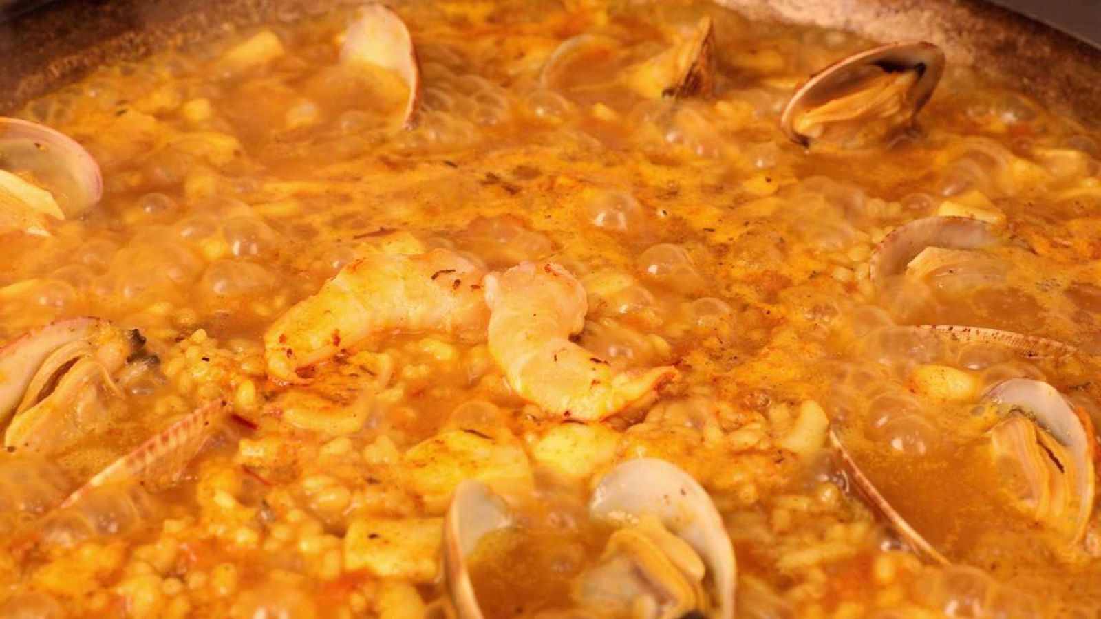 Paella de pescado y marisco Paso 4 Paella de pescado y marisco Paso 4