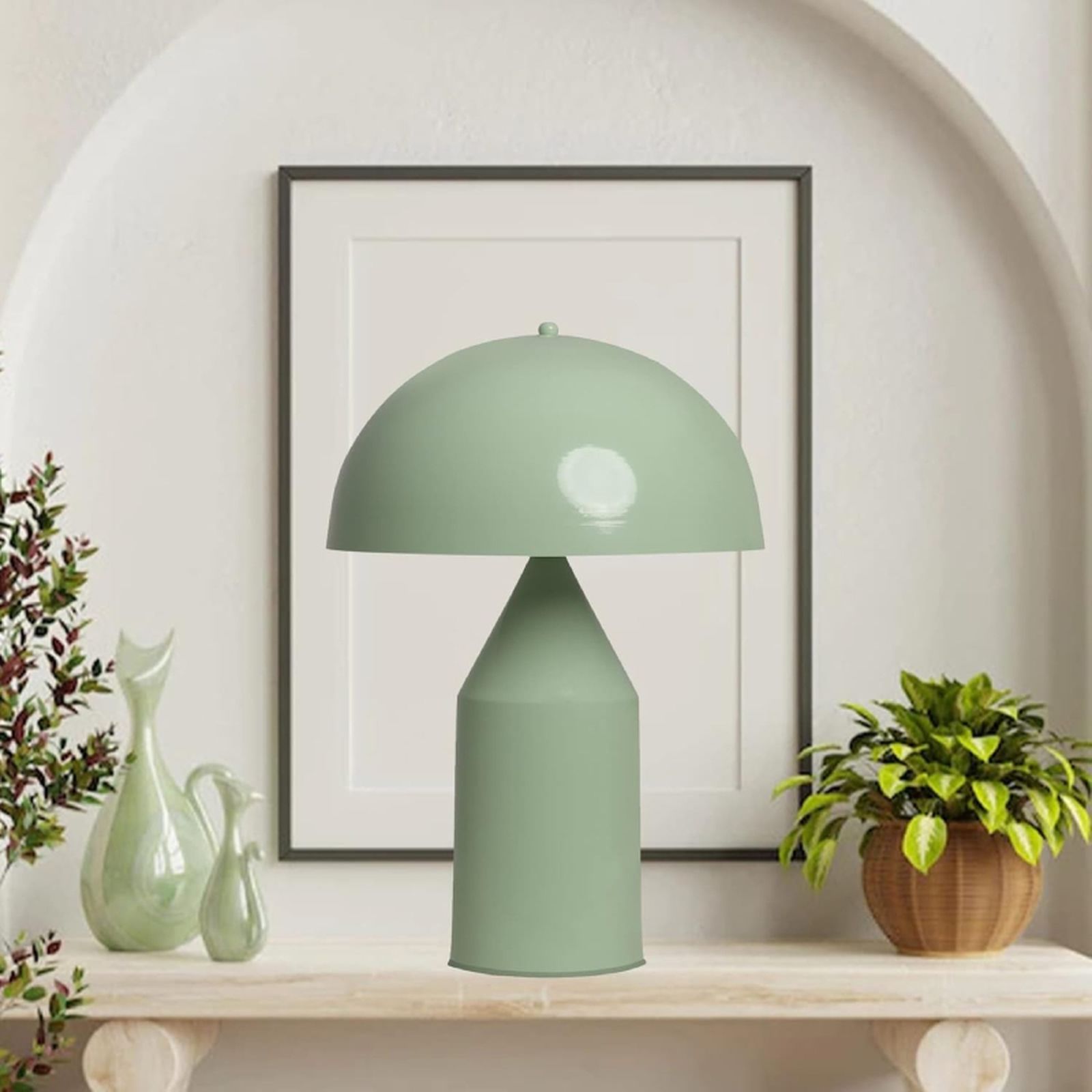 Lámpara de mesa retro en color verde menta de Amazon. Lámpara de mesa retro en color verde menta de Amazon.