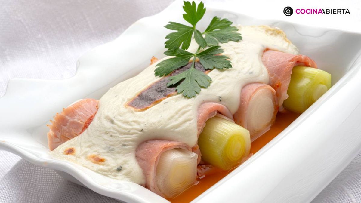 Receta de puerros con bechamel de queso azul