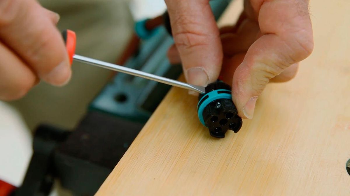 Conector estanco para el exterior o zonas húmedas paso 4