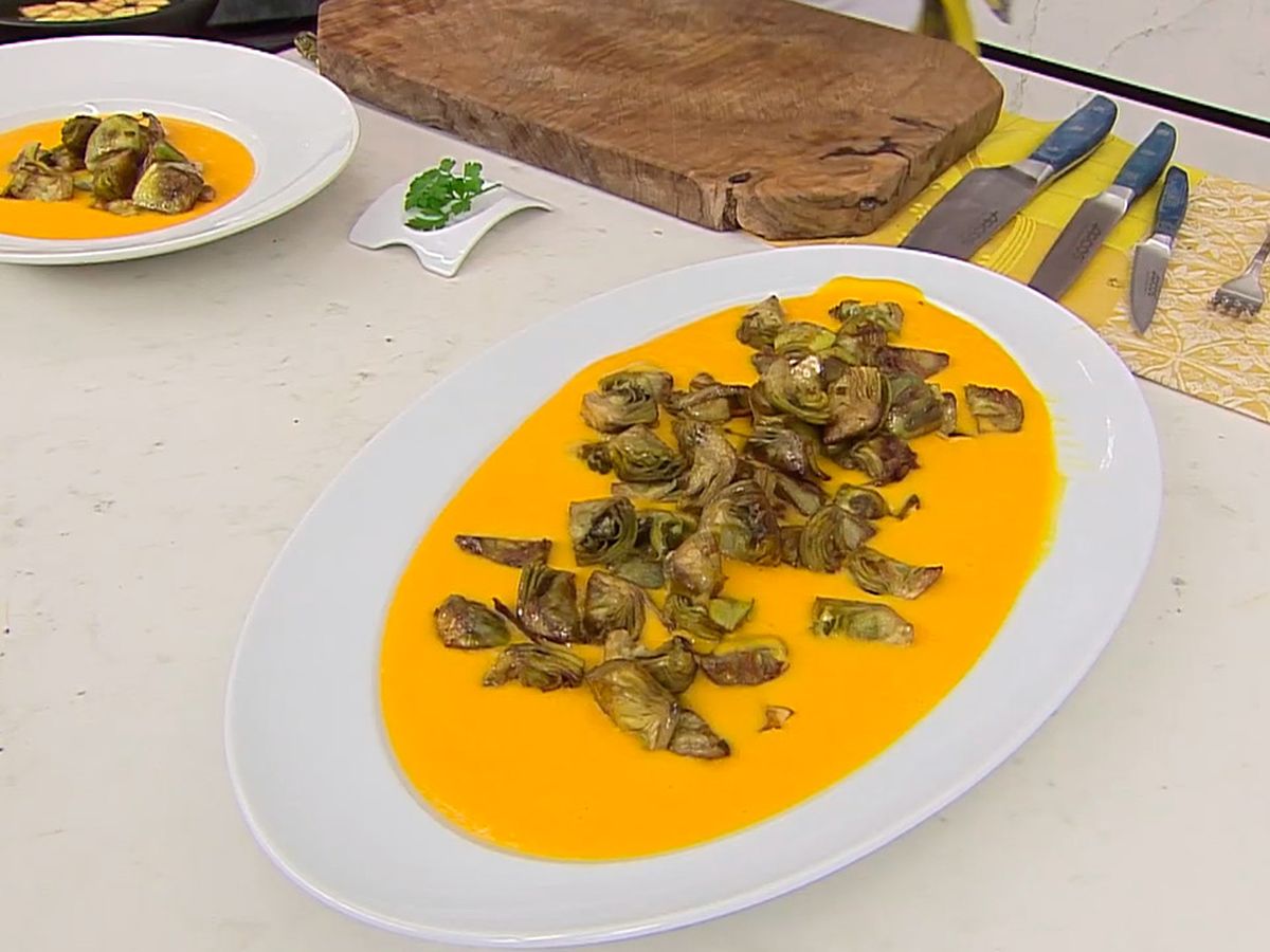 KARL66710320 alcachofas salteadas con crema de calabaza receta karlos arguinano paso4