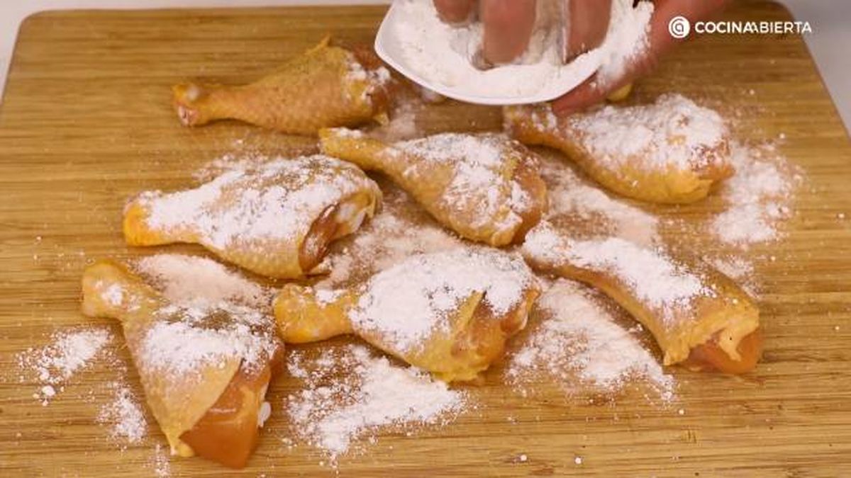 PUBWEBGAL0722 Pollo guisado paso 2