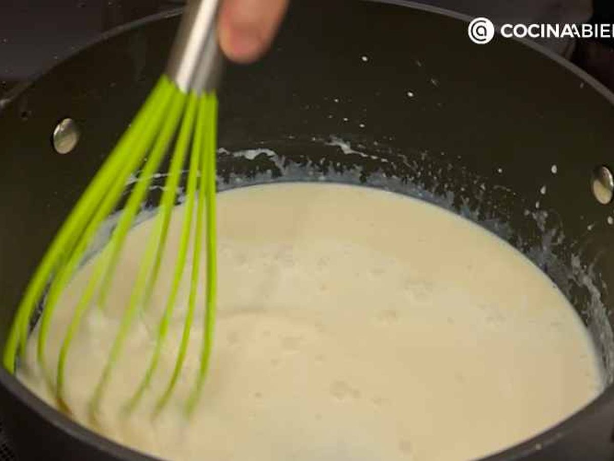 Prepara la bechamel
