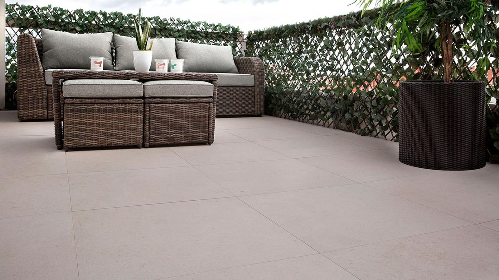 Pavimento porcelánico para interior y exterior   balcón