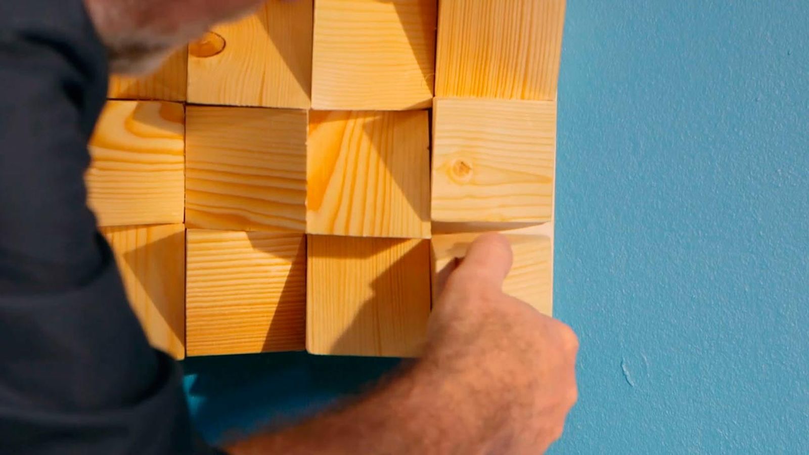 Cómo hacer un panel de madera decorativo paso 8 Cómo hacer un panel de madera decorativo paso 8