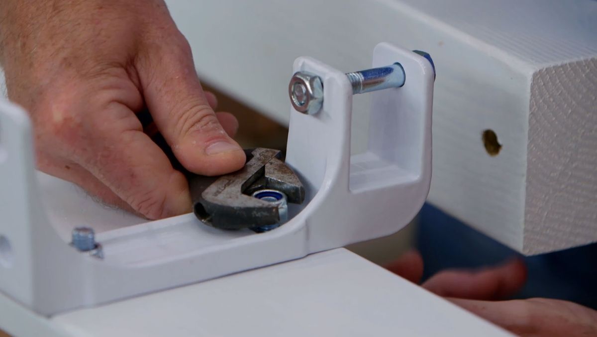 Hacer un soporte con toldos para una hamaca paso 5