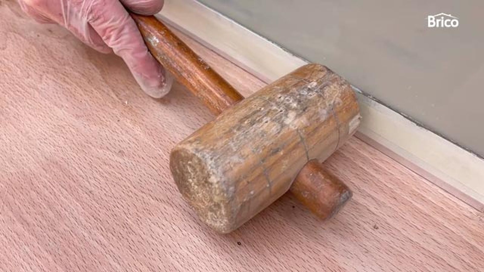 Como hacer una balda flotante de estilo industrial paso 10 Como hacer una balda flotante de estilo industrial paso 10