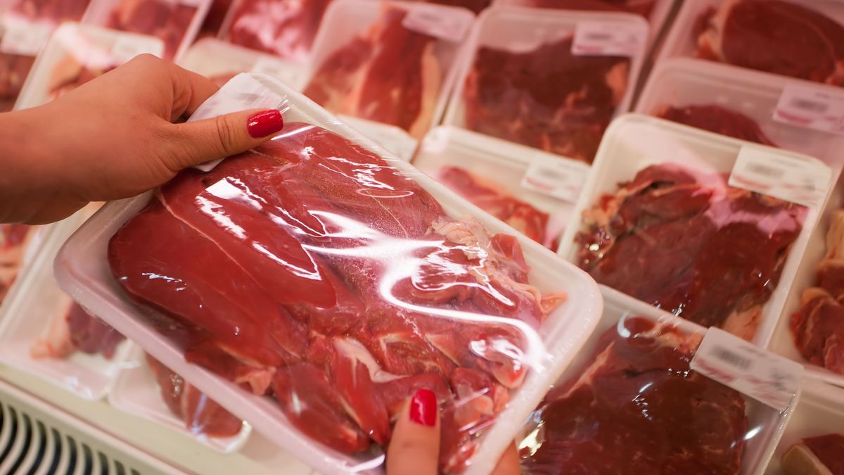 El líquido de la carne fresca suele ser agua que ya formaba parte del tejido muscular