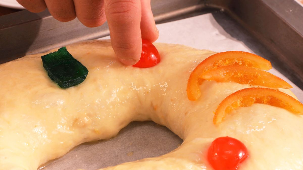 Proporciona un acabado brillante y apetitoso con el huevo y la fruta escarchada