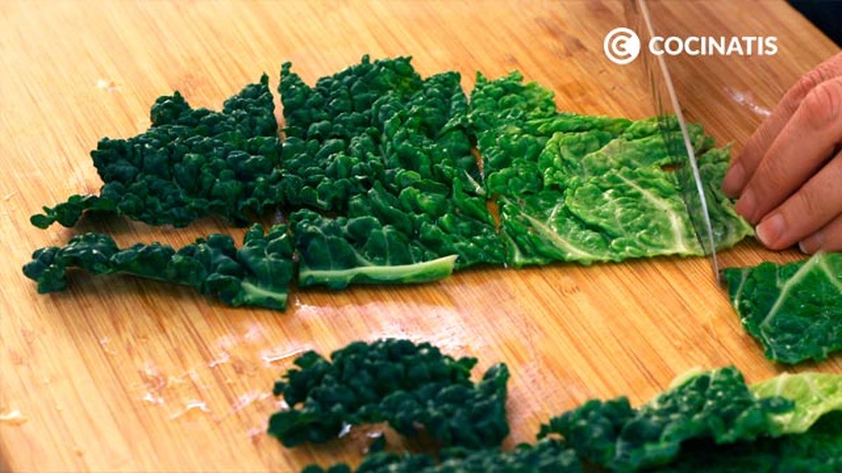 Receta de chips de kale al horno  paso 1