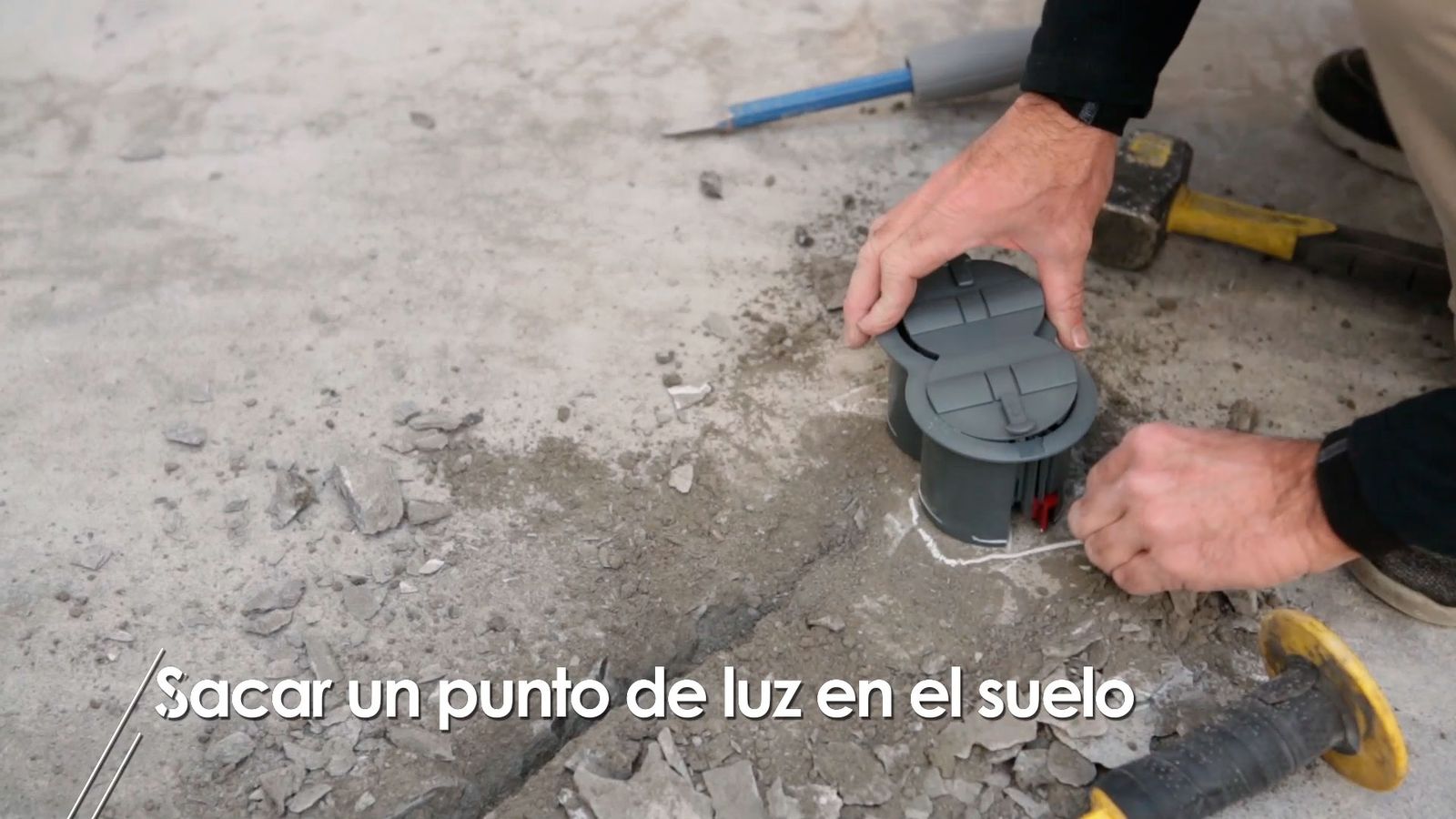 Cómo sacar un punto de luz en el suelo paso 3 Cómo sacar un punto de luz en el suelo paso 3