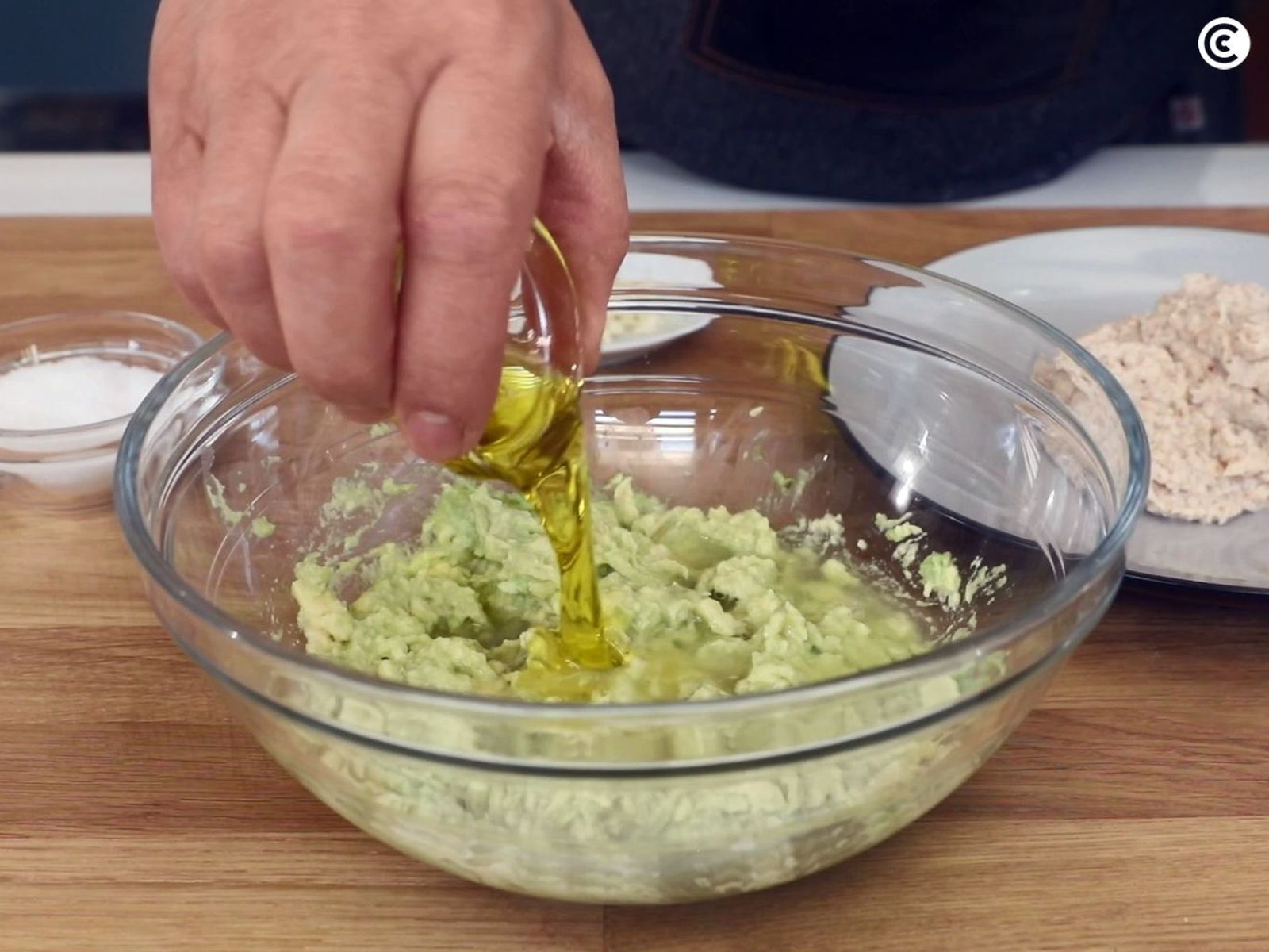 Aceite para hacer el paté de aguacate