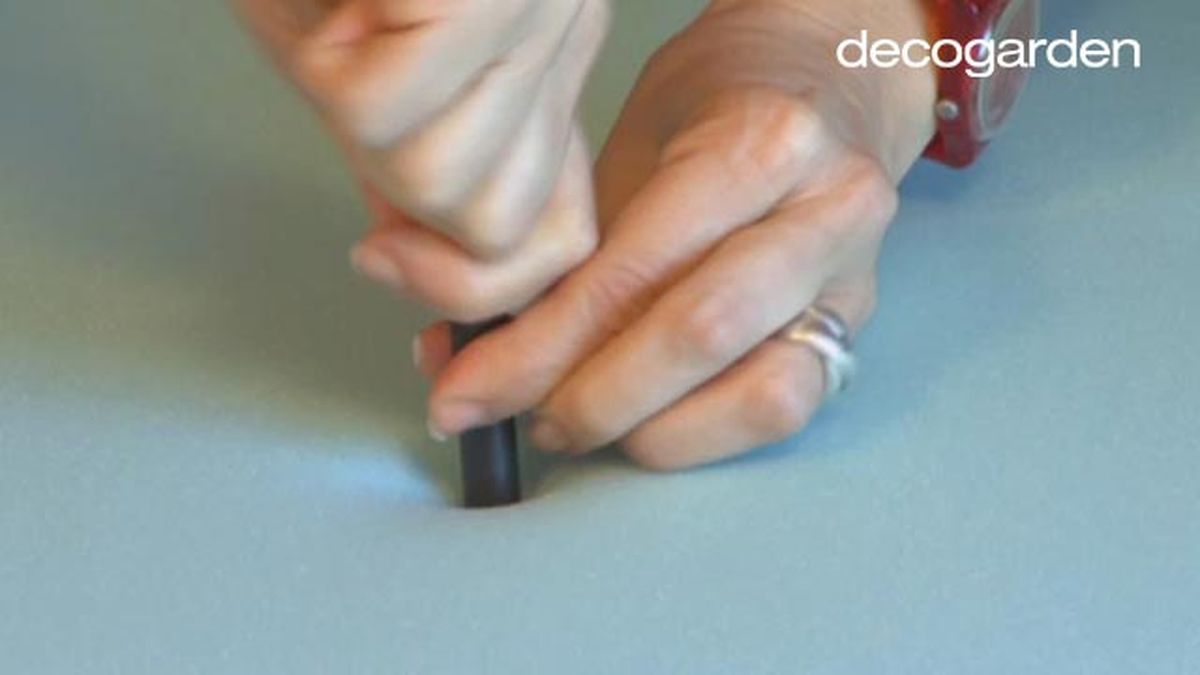 Decorar dormitorio morado con cabecero capitoné   Paso 4