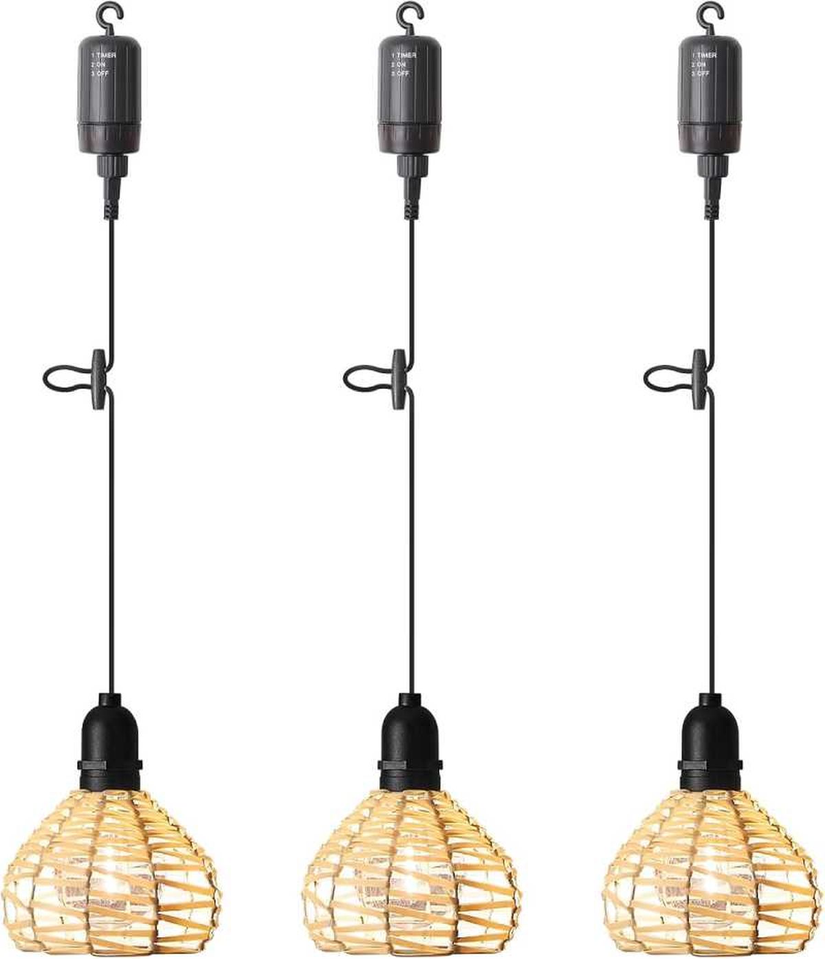 Pack de tres lámparas de techo de fibras naturales sin punto de luz.