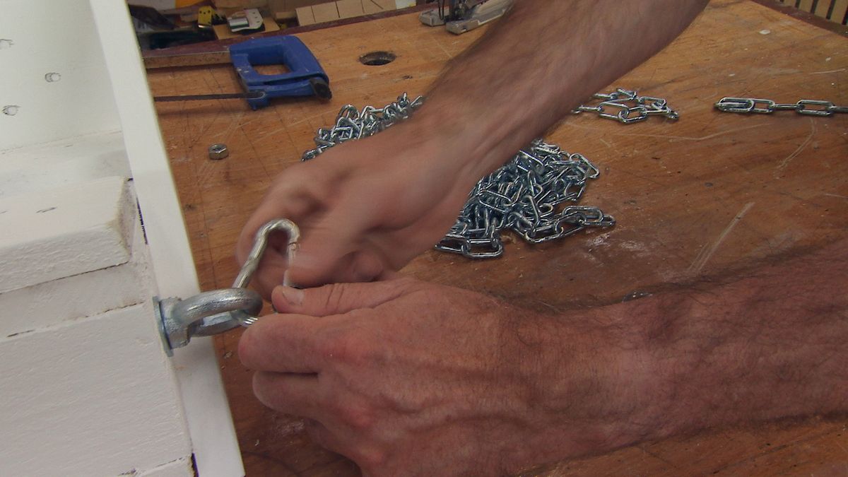 Cómo hacer mecedora colgante con un palé paso 12