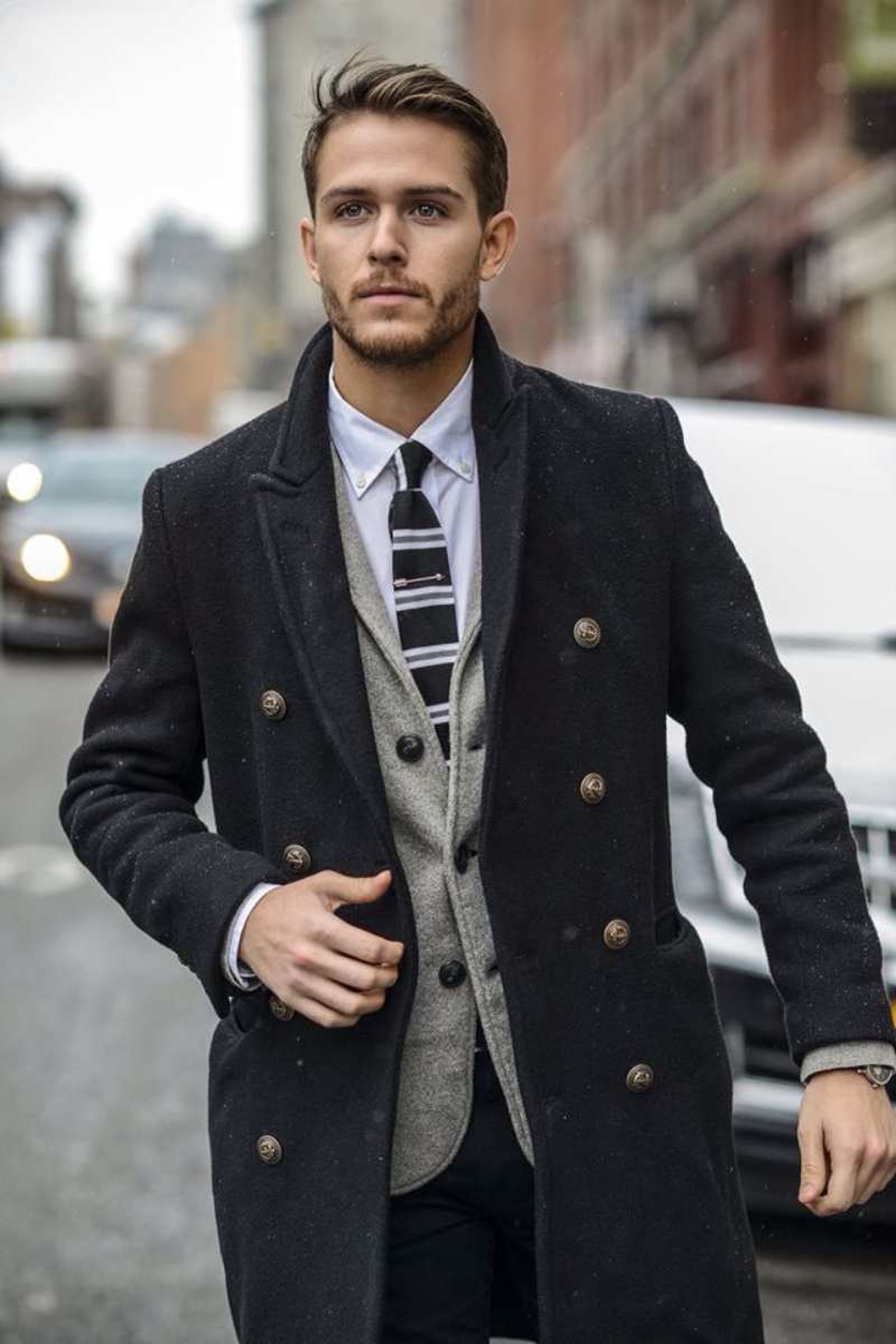Chaqueta con tres botones Chaqueta con tres botones