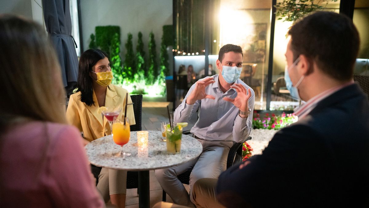 recomendaciones para minimizar el riesgo de contagios en las reuniones amigos