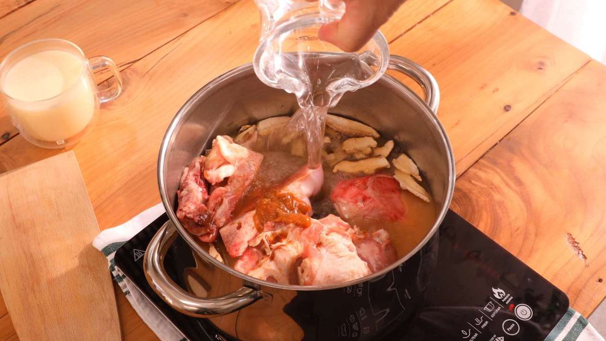 Receta de ramen, la sopa japonesa tradicional   paso 3