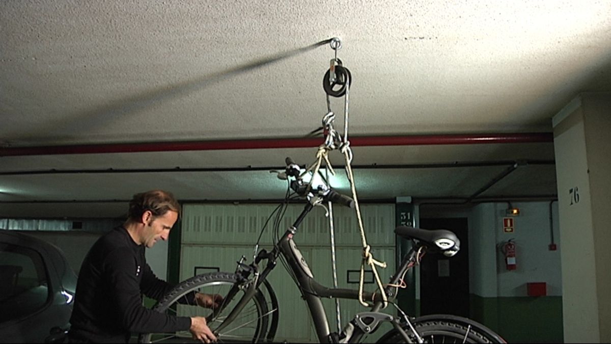 Fijar argolla en techo paso 9