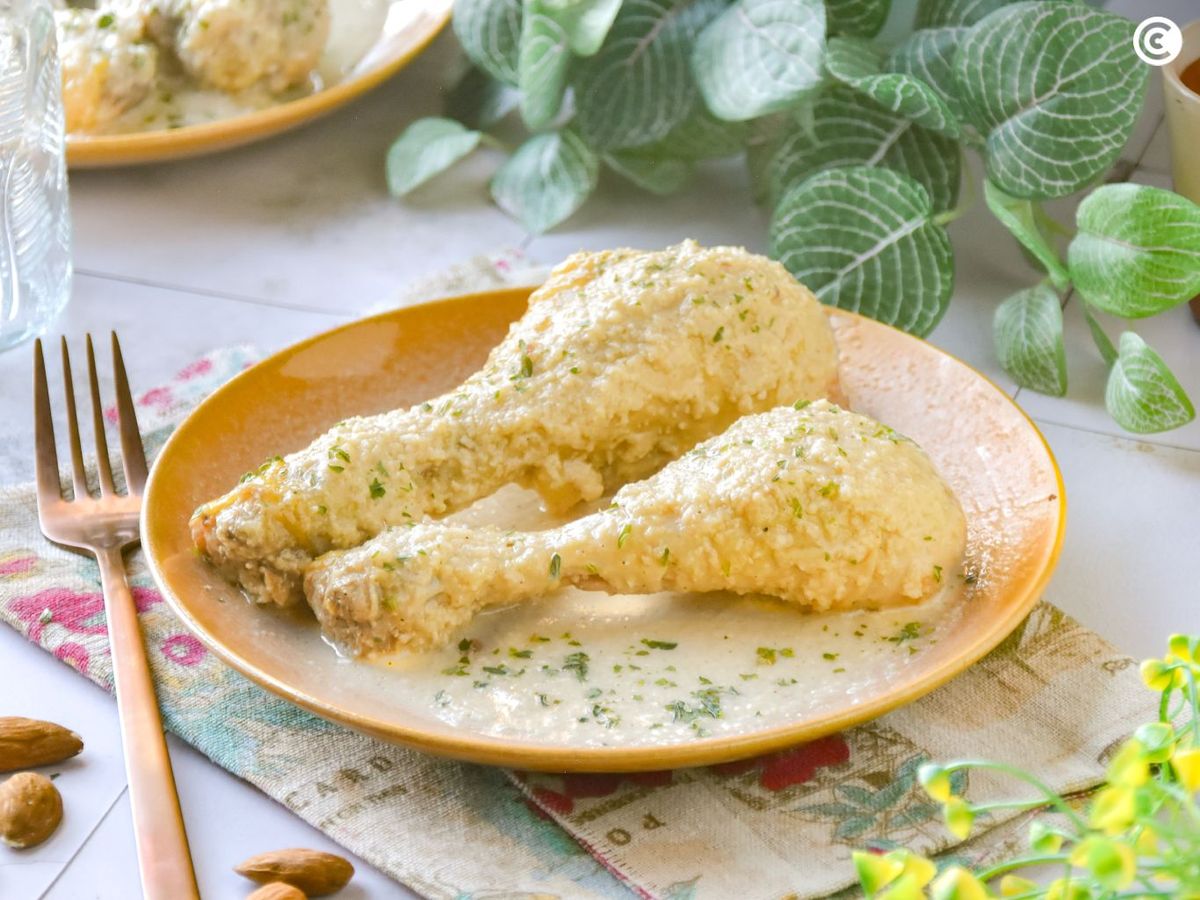 Pollo en salsa de almendras