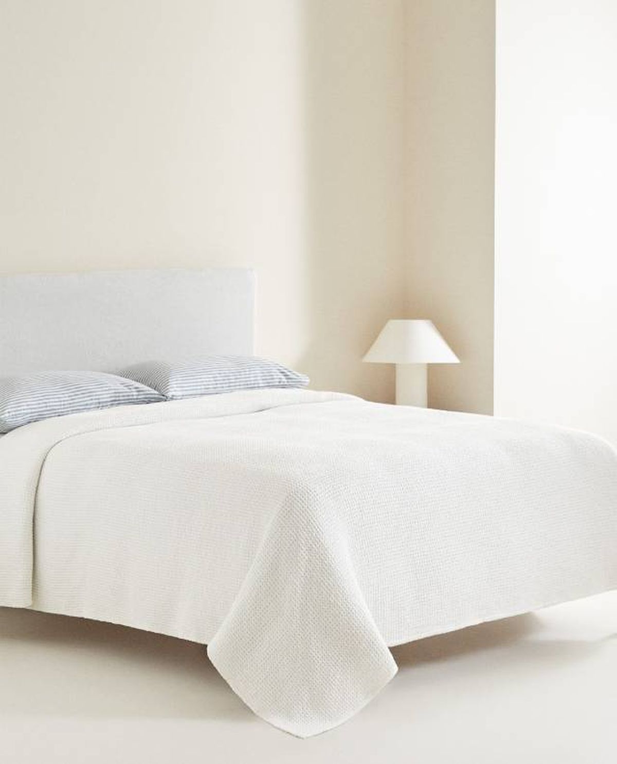 colcha waffle zara home