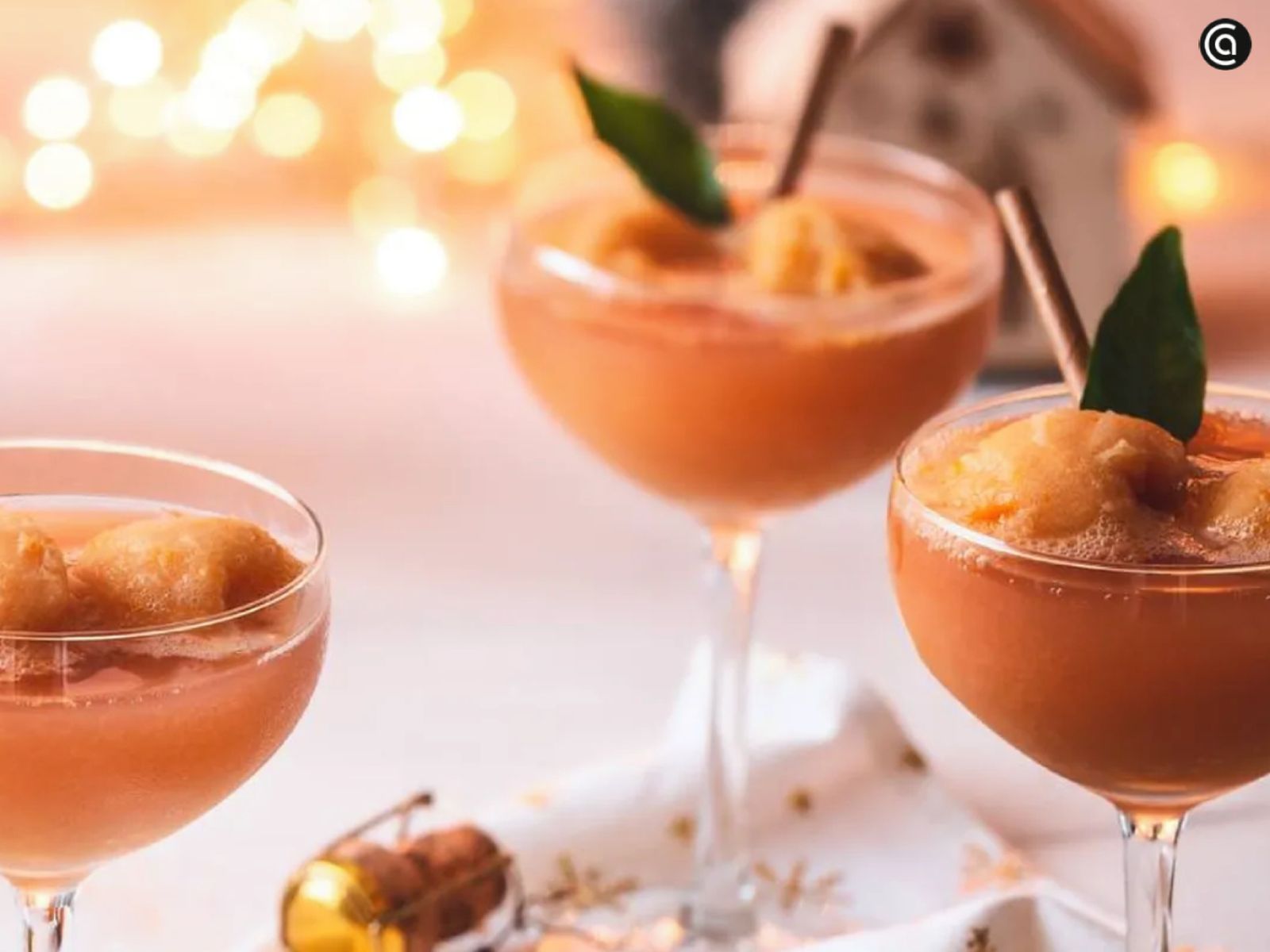 Refrescante y digestivo, perfecto para brindar al final de la cena.