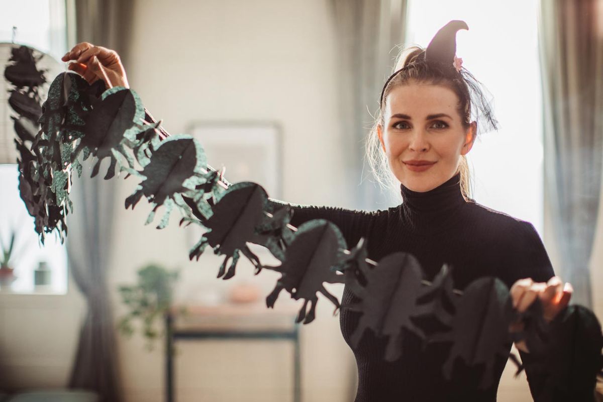 como hacer guirnaldas de halloween escarabajos