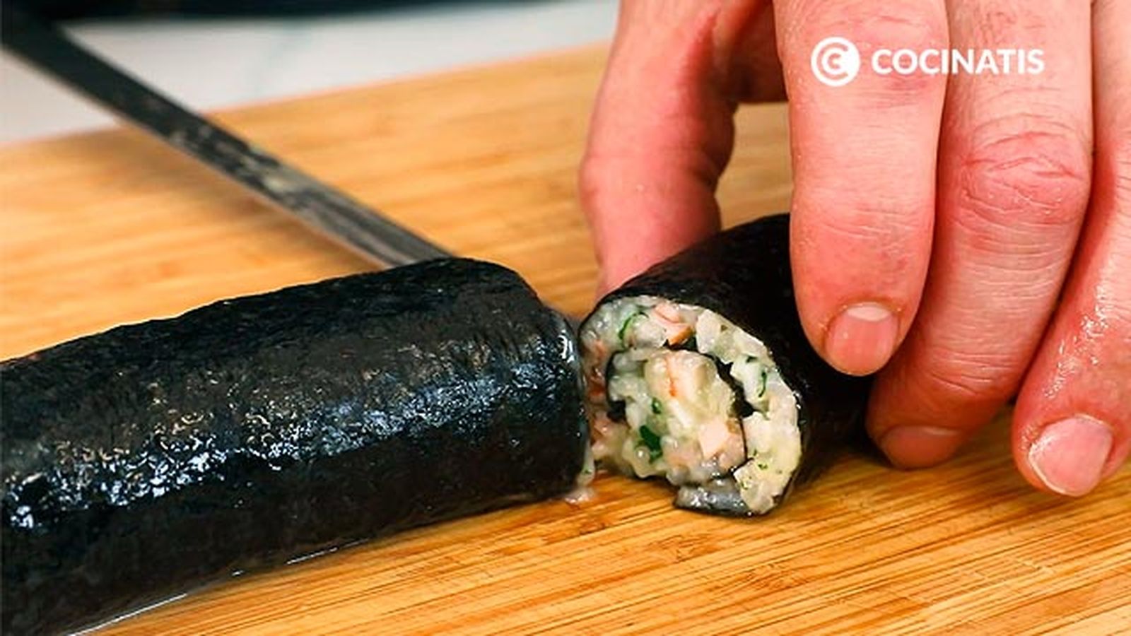 Receta de sushi con barritoas de Krissia paso 5 Receta de sushi con barritoas de Krissia paso 5
