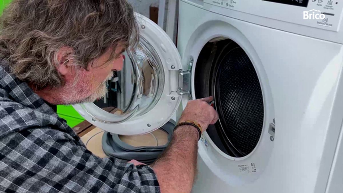 Bricomania 42 cambiar goma lavadora 4