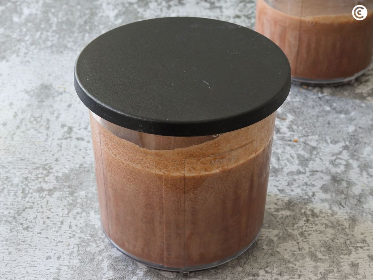 Deja congelar el helado de Nutella en un recipiente con tapa