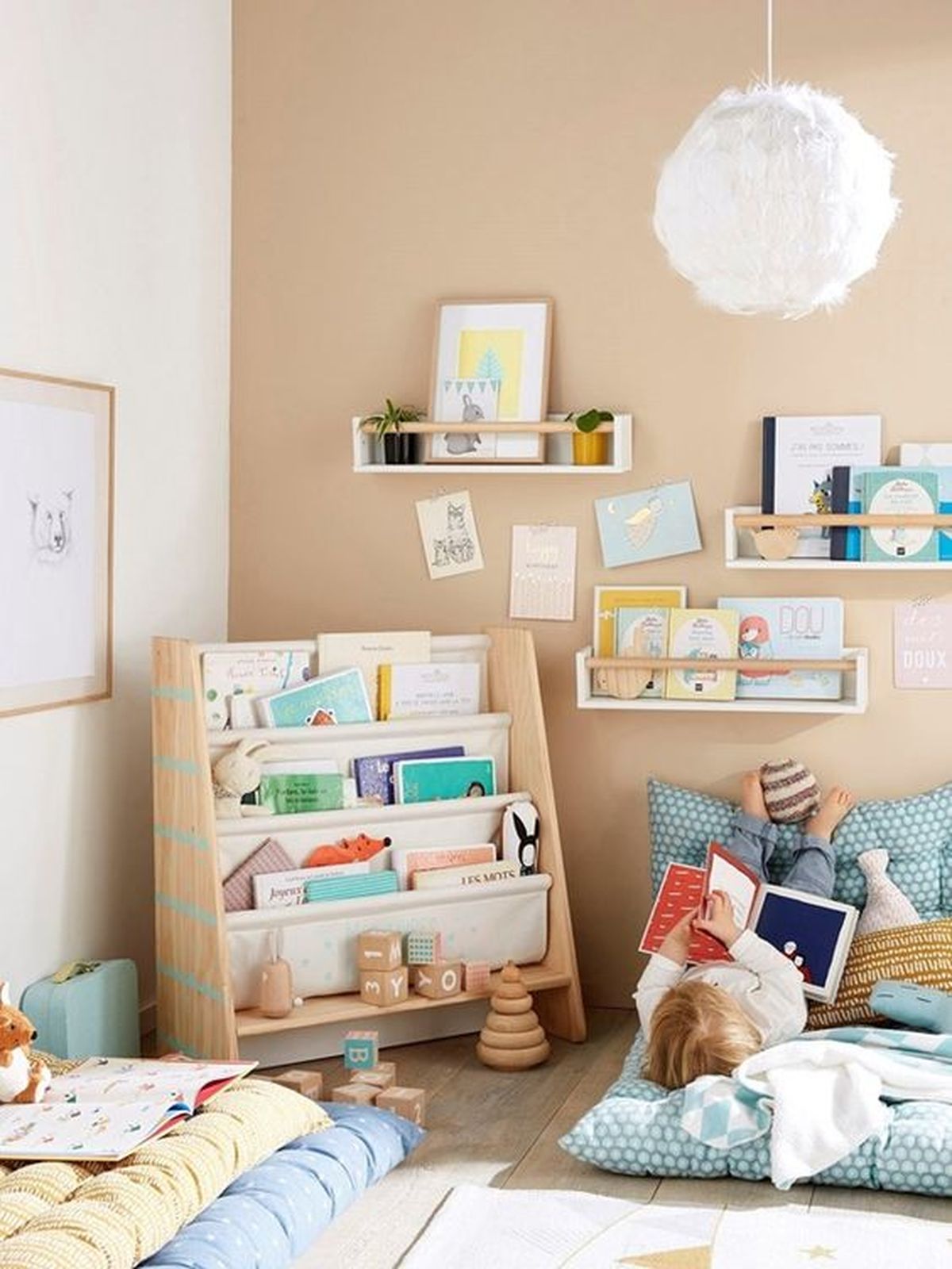 habitacion montessori revisteros 4