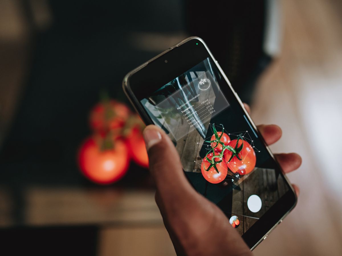 La inteligencia artificial analiza hasta un simple tomate para crear menús personalizados.