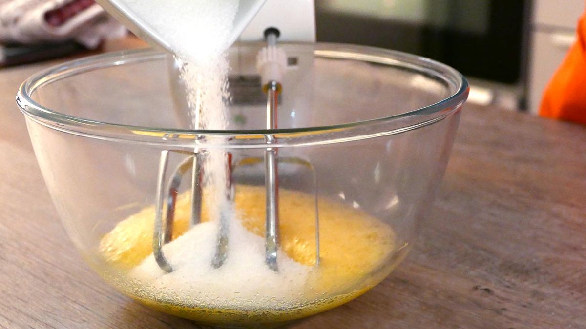 Receta de coca de llanda  paso 1