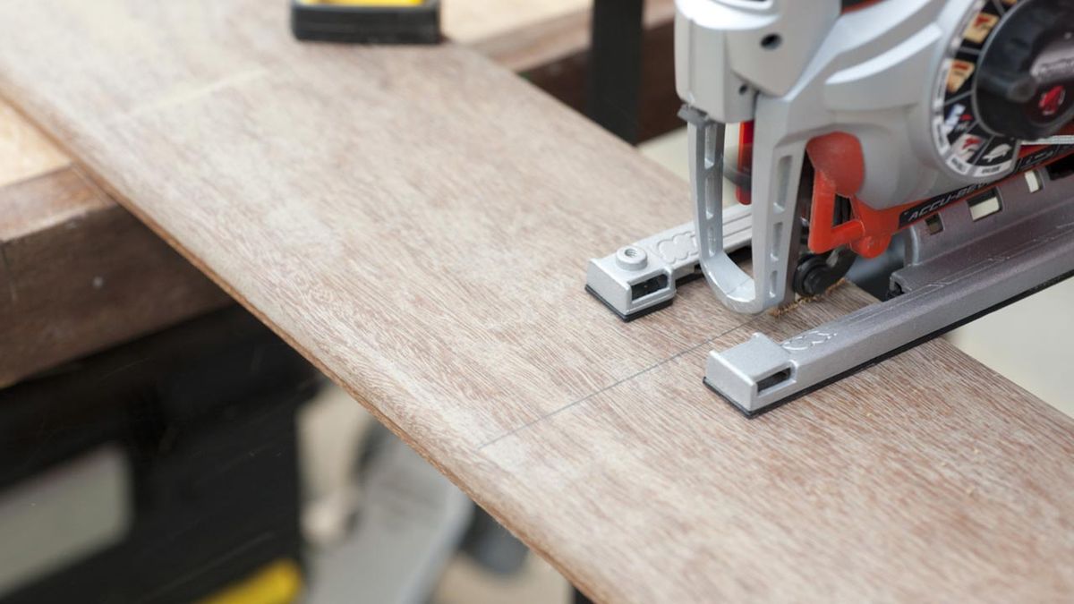 Bricomania 711 Mesa y bancos abatibles p1