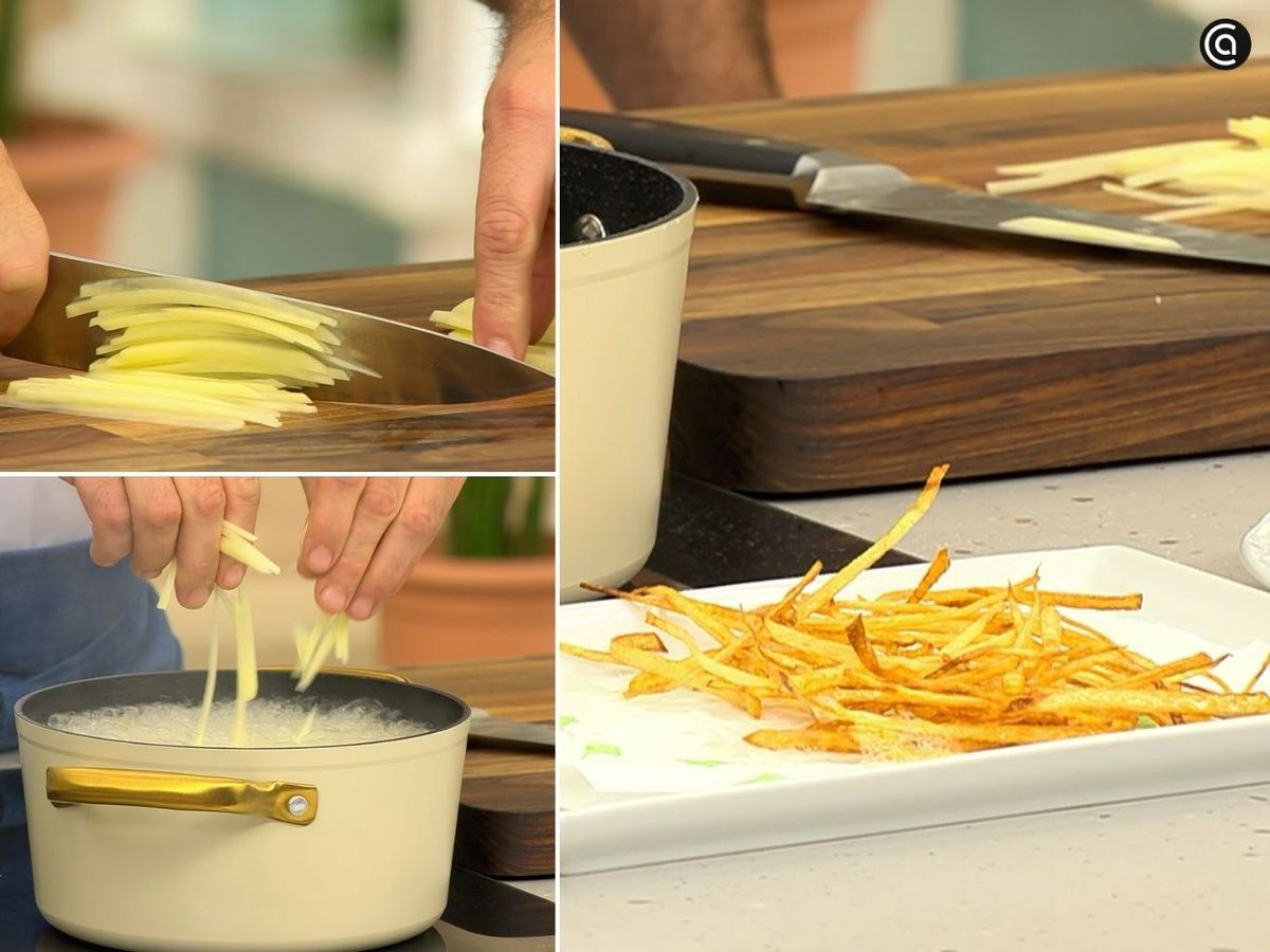 Corta las patatas en bastoncitos, fríelas hasta que estén crujientes y sazónalas