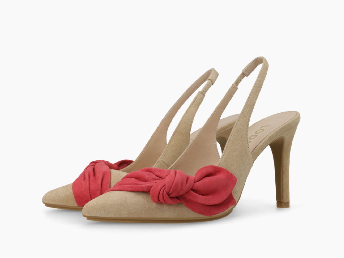 Zapato de salón destalonado de ante con detalle de lazo