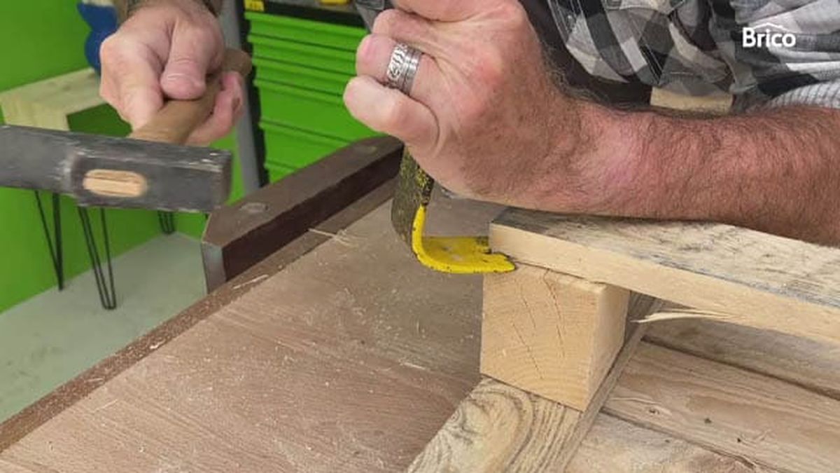 Bricomania 18 mesa alta con palets paso8