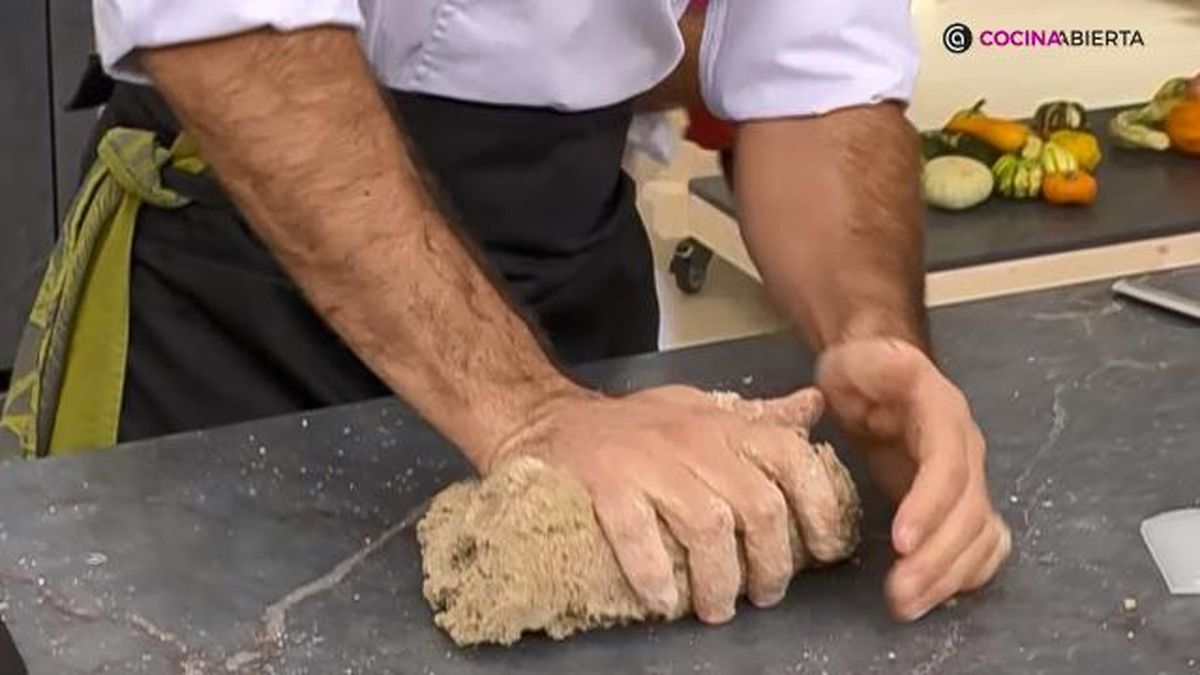 KARL7208 Pan centeno paso 3