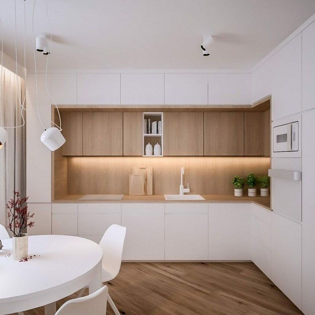 Cocina puente en blanco y madera