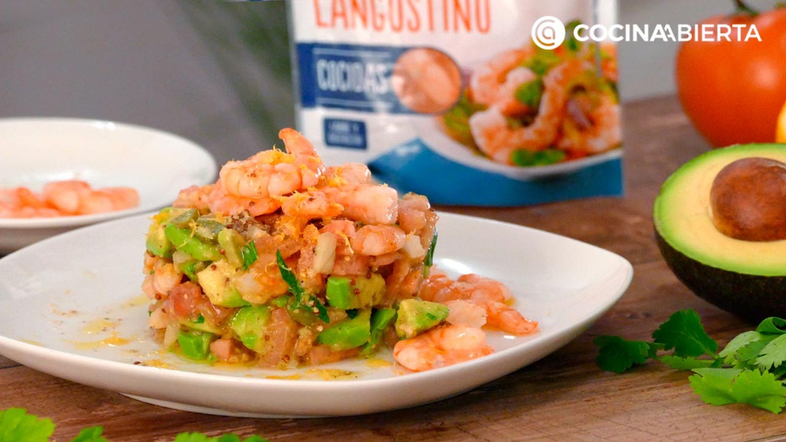 CTIS0850 receta timbal de langostinos y aguacate paso 6 ca CTIS0850 receta timbal de langostinos y aguacate paso 6 ca