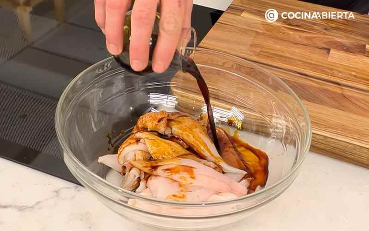 Marina los filetes de gallo